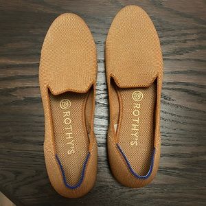 Rothy’s size 8 flats fawn color